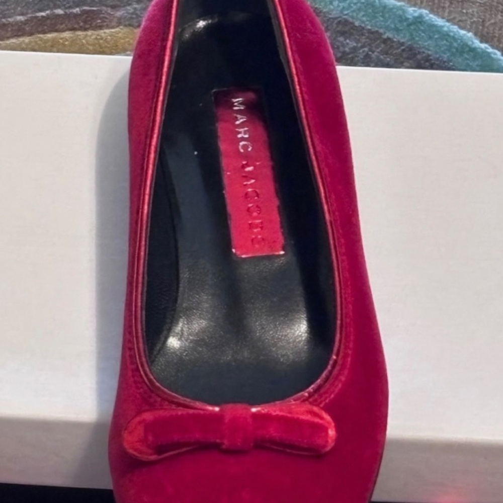 Marc Jacob’s Red Velvet Ballet Flats with Bow Slip On Sz 7 - Picture 7 of 7